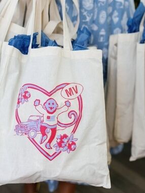 Roller Rabbit Marthas Vineyard Fabric Shopping Bag - Rare